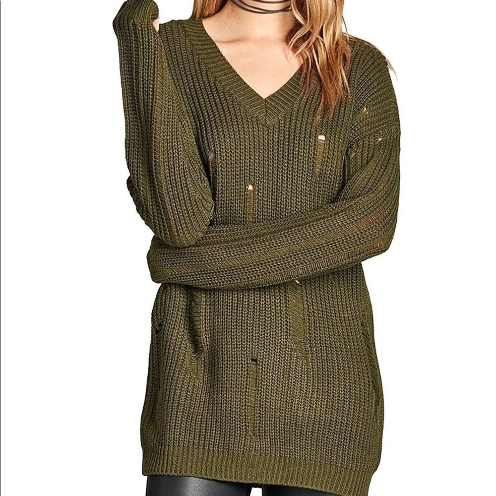 NWOT Distressed Dropped Long Sleeve Sweater in Olive